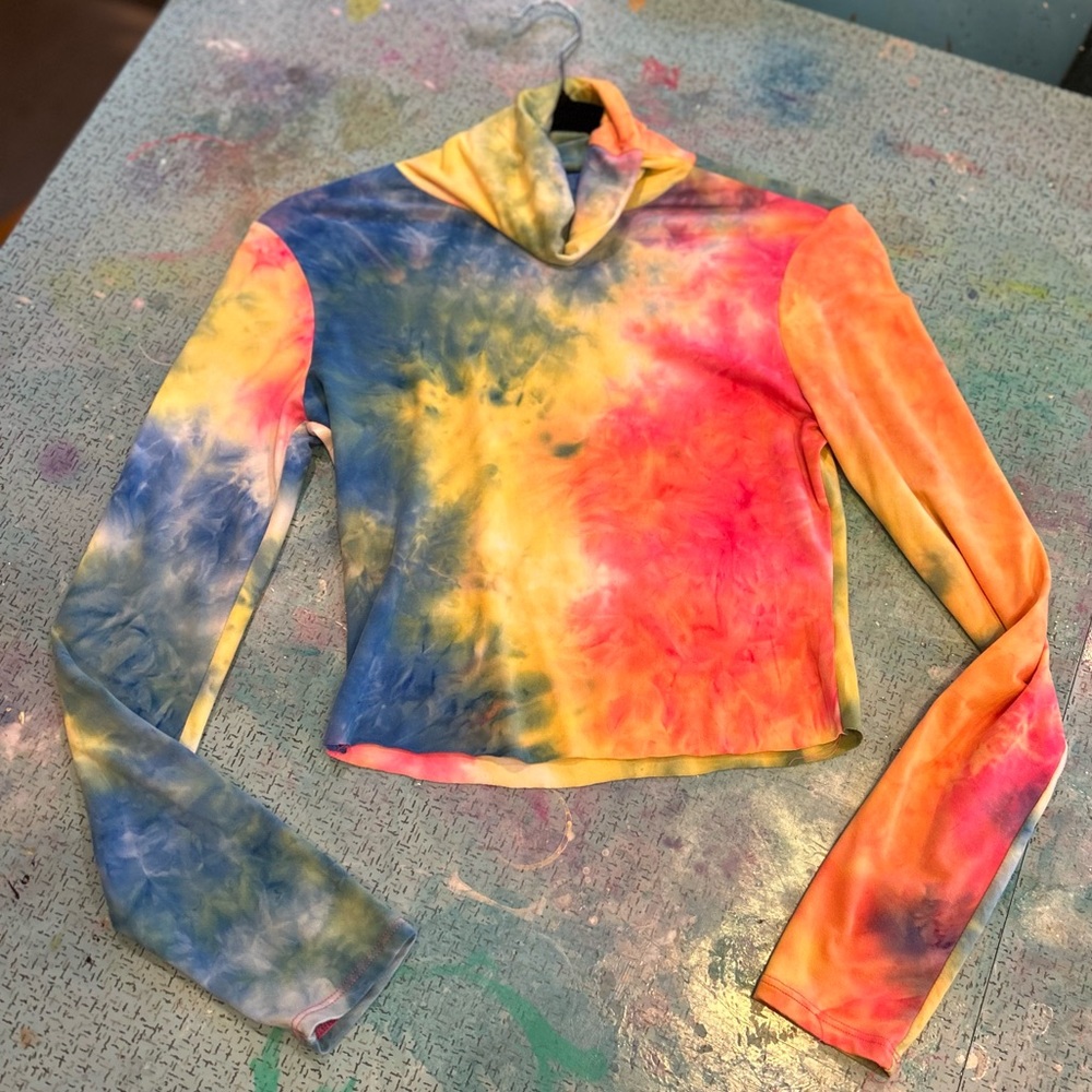 Tie Dyed Turtle Neck